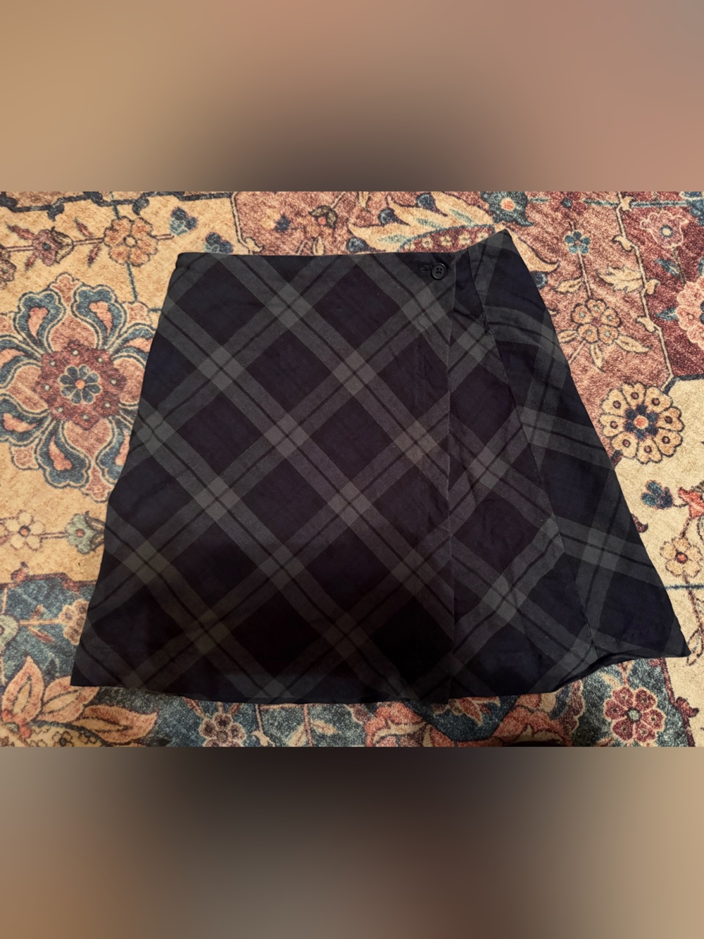 Brandy Melville Black and Gray Asymmetrical Plaid Mini Skirt